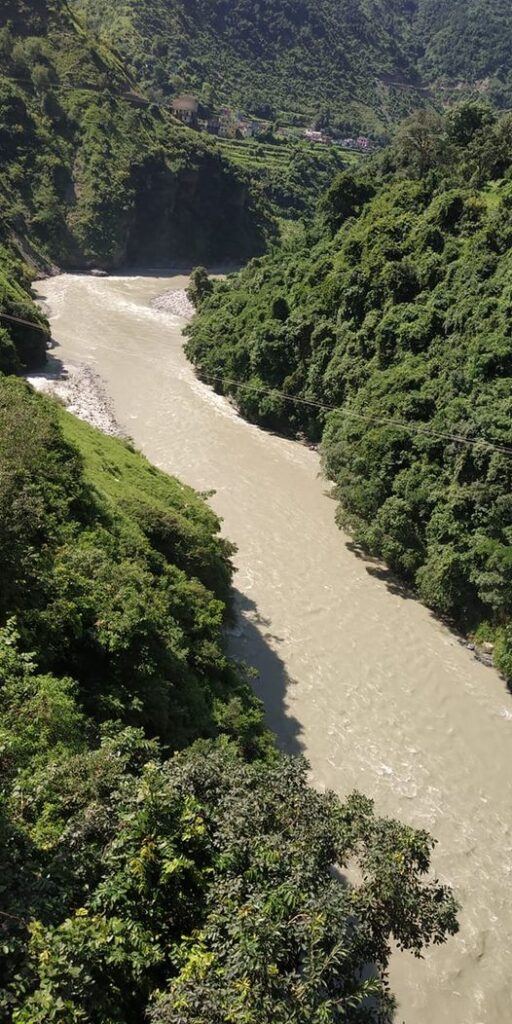 Shree Yamuna ji at Nainbag, Tehri - Yamuna River view at Nainbag